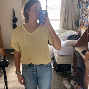 Yellow, striped detail shirt from buckle!